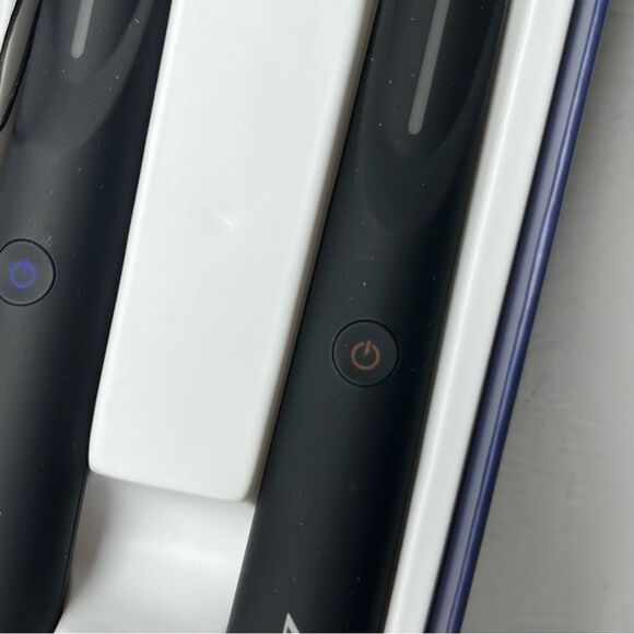 AeroBand Pocket Drum Portable Black (DL-1903A) Air Drum Sticks - Picture 5 of 11